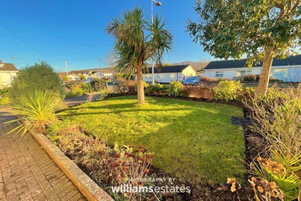 The Barefoot Bungalow In Picturesque Prestatyn Eksteriør bilde